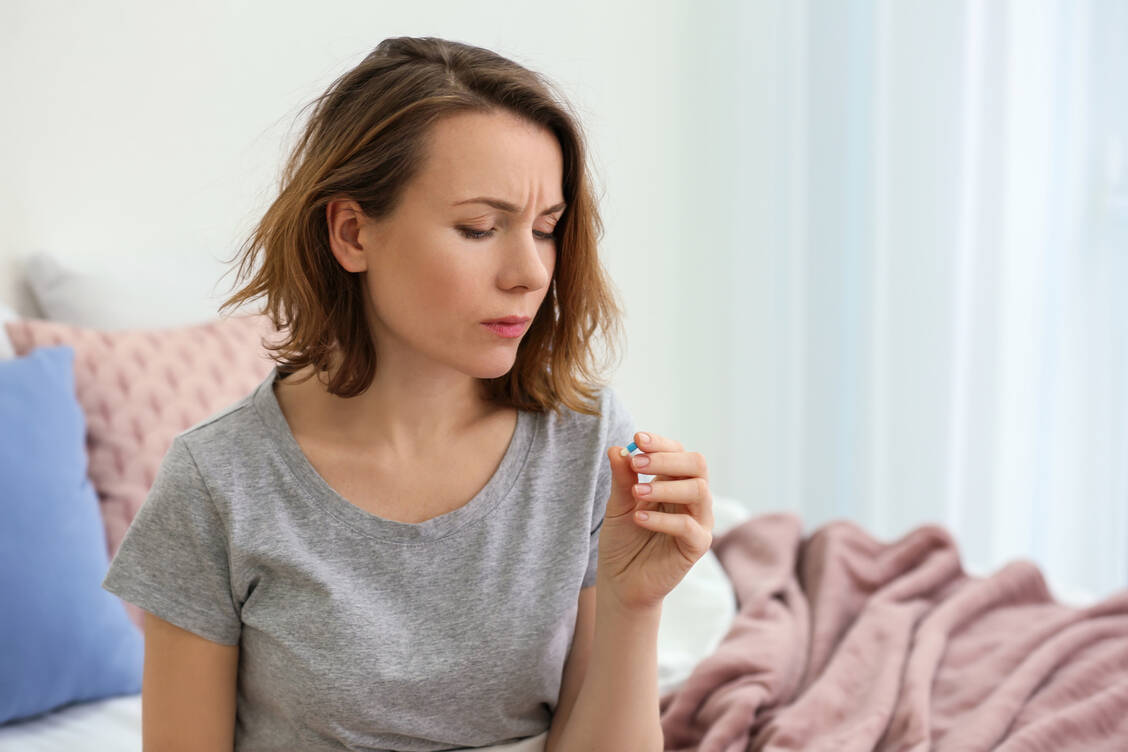 Atemwegsinfekte sind meist viral bedingt. Ein Antibiotikum einzunehmen, kann dann kontraproduktiv sein. / Foto: Adobe Stock/Pixel-Shot