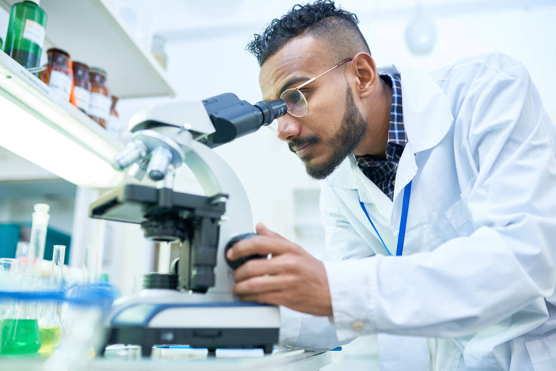 Das neue DAC/NRF-Werk enthält einige Verbesserungen und Vereinfachungen für Labor und Rezeptur in der Apotheke. / Foto: Adobe Stock/Seventyfour