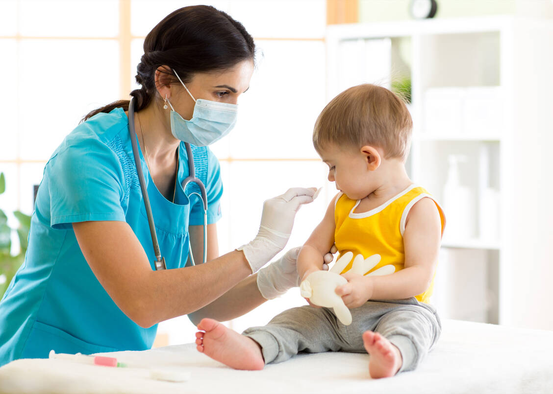 Impfen soll Pflicht werden: Bald müssen alle Kinder gegen Masern geimpft werden, bevor sie Kita und Schule besuchen dürfen. / Foto: Shutterstock/Oksana Kuzmina