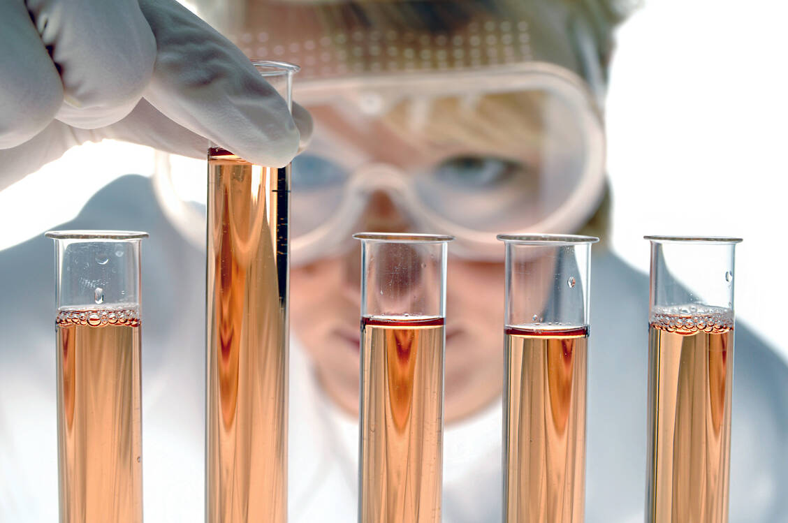 Die DPhG will die Wissenschaft auf allen Gebieten der Pharmazie stärken. / Foto: Fotolia/Dan Race