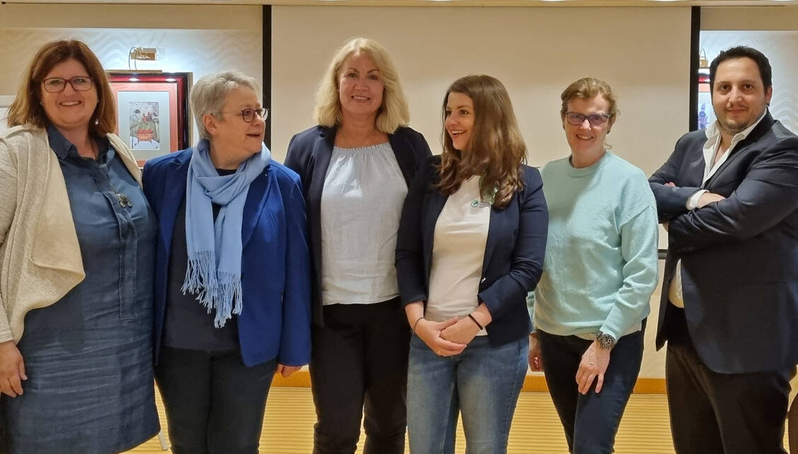 EAPT-Vorstand 2023: von links Svjetlana Jakovac, Jutta Brielich, Anita Sveum Nilsen, Veronika Luňáková, Laura Lyons, Cristiano Matos. Foto EAPT / Foto: Adexa