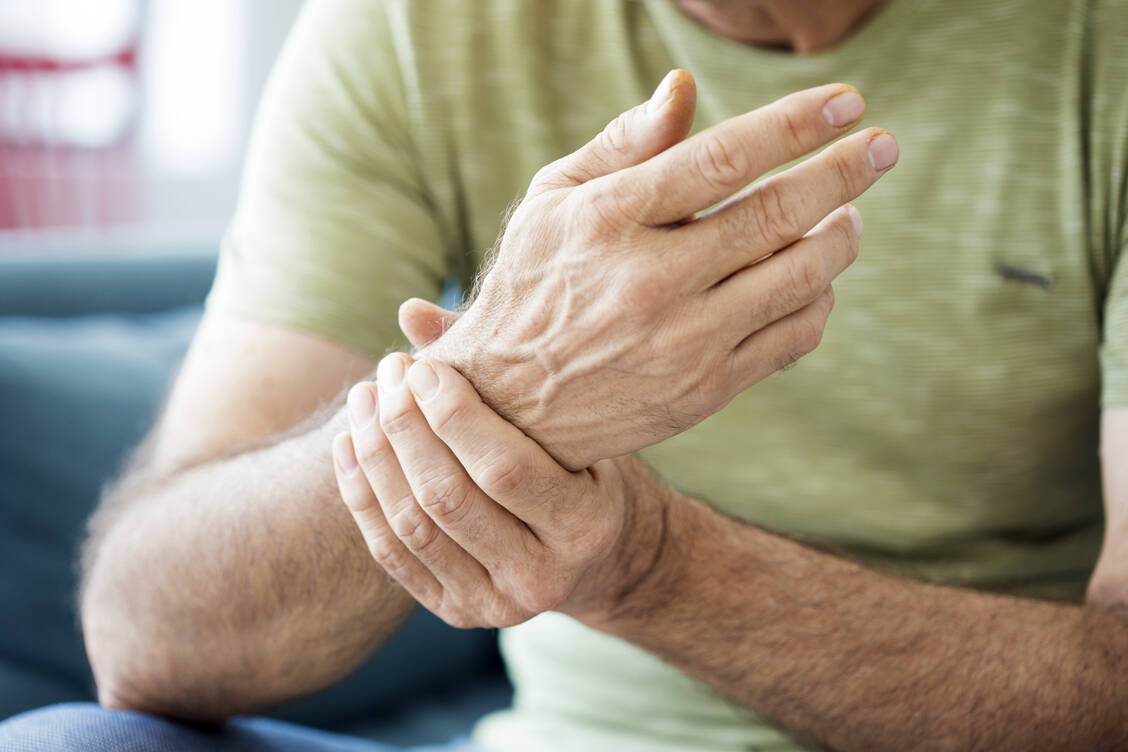 Präparate mit Teufelskralle kommen bei degenerativen Erkrankungen des Bewegungsapparates zum Einsatz. / Foto: Shutterstock/Sebra