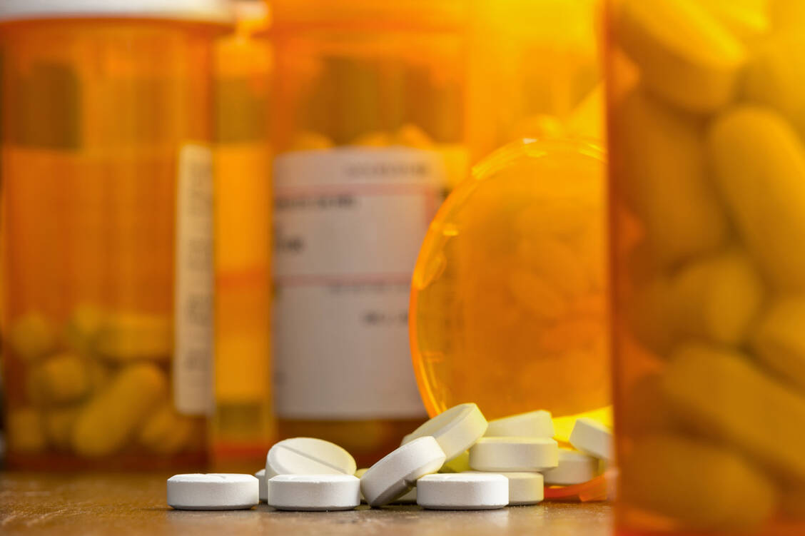 Opioide helfen Schmerzen zu verringern, alle Mythen die gegen ihren Einsatz sprechen, lassen sich entkräften / Foto: Shutterstock/David Smart