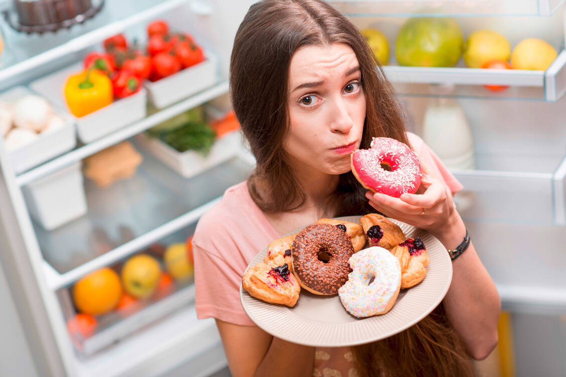 Süßem zu widerstehen, fällt vielen Menschen schwer. Doch es lohnt, dem Zucker zumindest weitestgehend zu entsagen. / Foto: Adobe Stock/rh2010