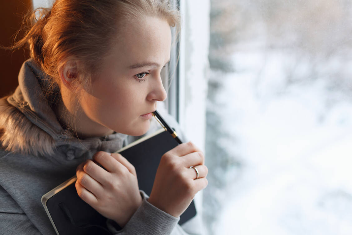 Wenn die Gedanken ununterbrochen um noch zu erledigende Aufgaben oder um ungelöste Probleme kreisen, kann das psychische und körperliche Konsequenzen haben. / Foto: Photocase/greycoast