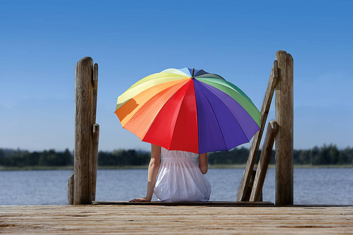 Hitze oder zu viel Sonne kann bei Patienten mit Autoimmunerkrankungen zu einer Verschlechterung ihrer Symptome führen. Wichtig ist unter anderem ein guter UV-Schutz. / Foto: Fotolia/shoot4u