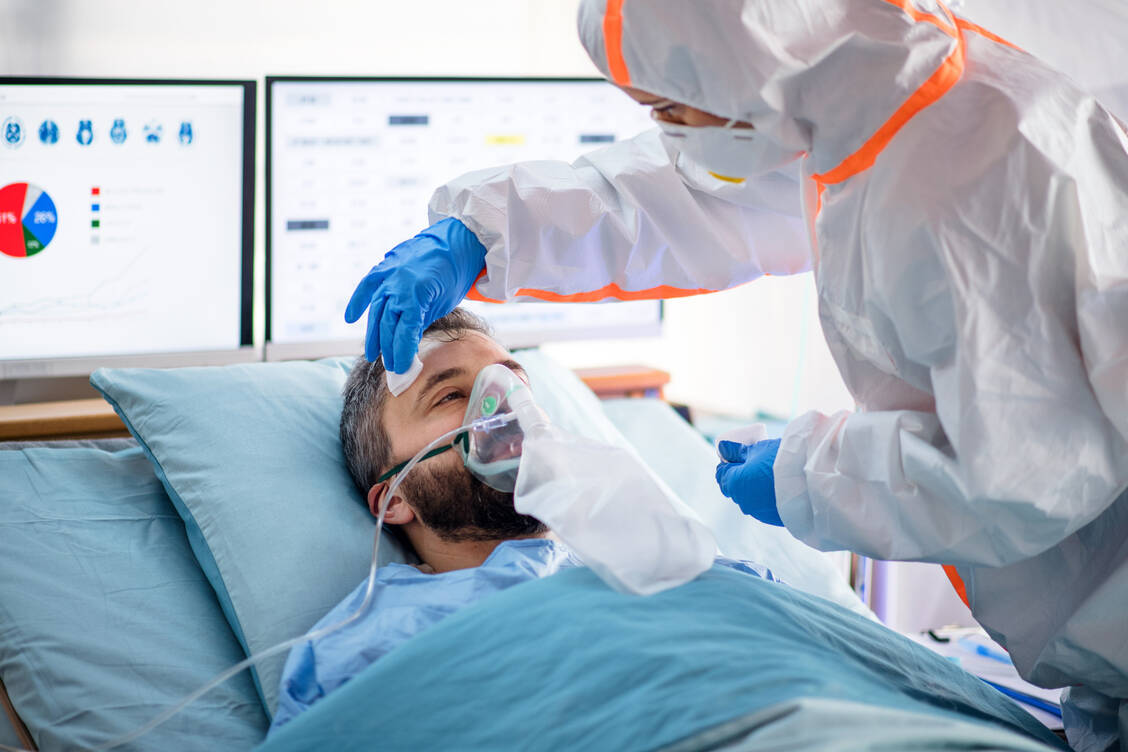 Bei einer SARS-CoV-2-Infektion spielen Geschlecht und Gender eine Rolle. Männer erkranken beispielsweise häufiger schwer. / Foto: Adobe Stock/Halfpoint