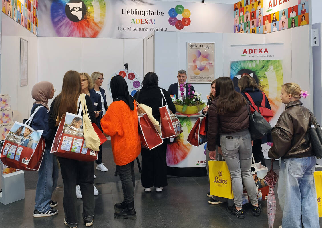 Erfreulich viel Berufsnachwuchs auf der Expopharm und am Adexa-Stand / © ADEXA