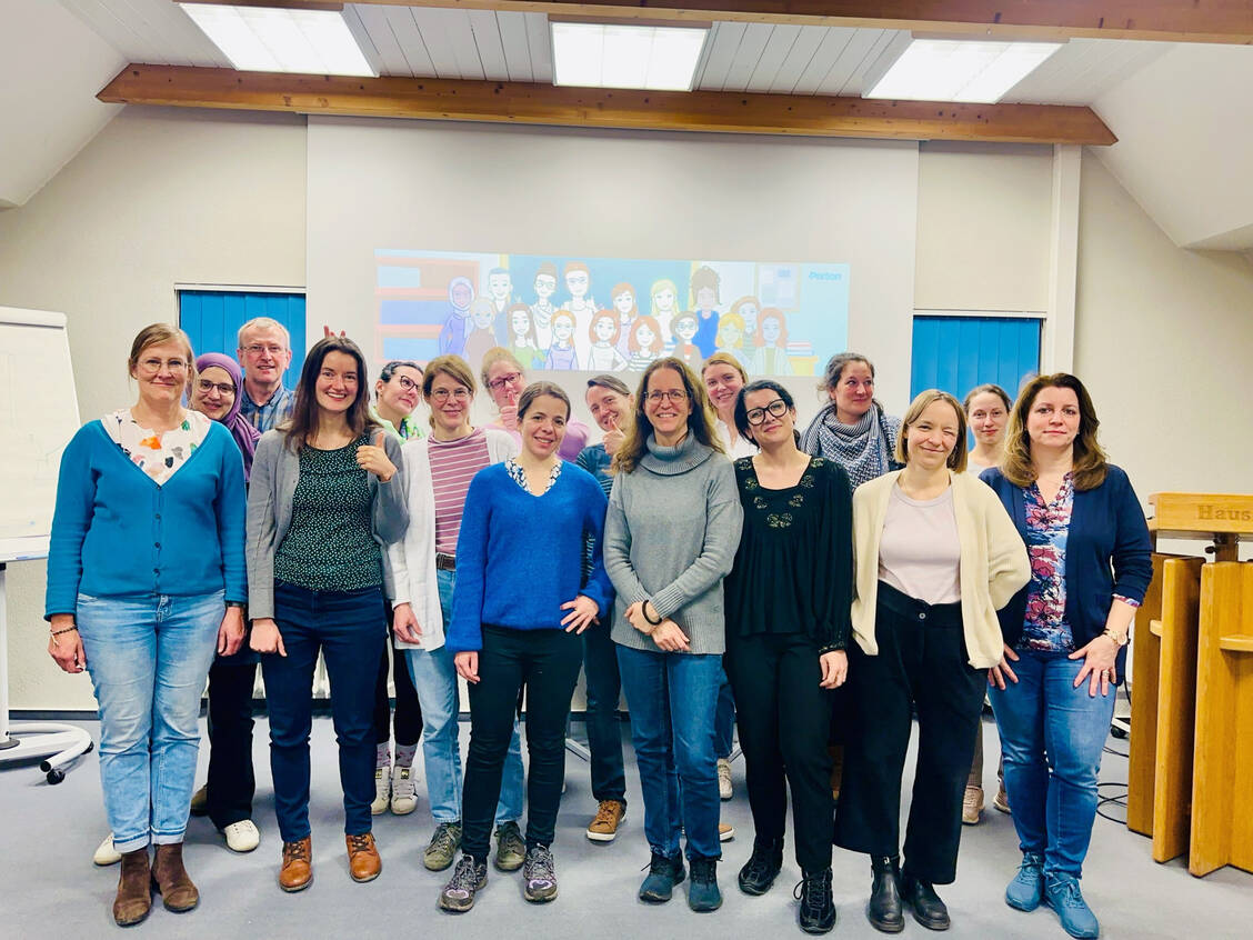 Am vierten Seminarwochenende der Weiterbildung zum Fachapotheker für Theoretische und Praktische Ausbildung machten die Teilnehmerinnen und der Teilnehmer fachlich und zwischenmenschlich erneut sehr gute Erfahrungen. / Foto: Simone Gansewig