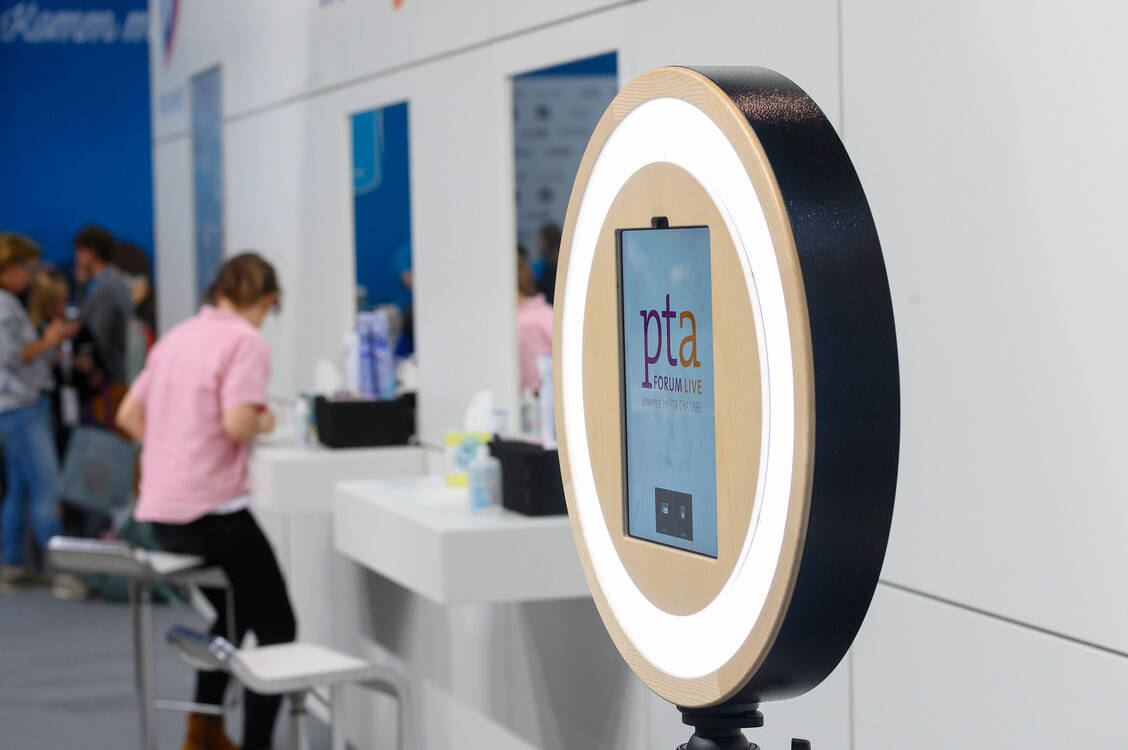 Auch das Angebot speziell für PTA wird in diesem Jahr wieder ein Stück erweitert. / Foto: Expopharm/Zweilux/Oliver Wachenfeld (Symbolbild aus 2022)