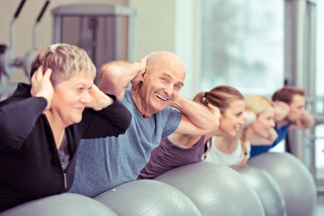 Lungensport kann bei Erkrankungen wie COPD oder Asthma viel bewirken. Gesteigerte Fitness kann dazu beitragen, Atemnot zu verringern und die Lebensqualität steigern. / Foto: Shutterstock/racorn
