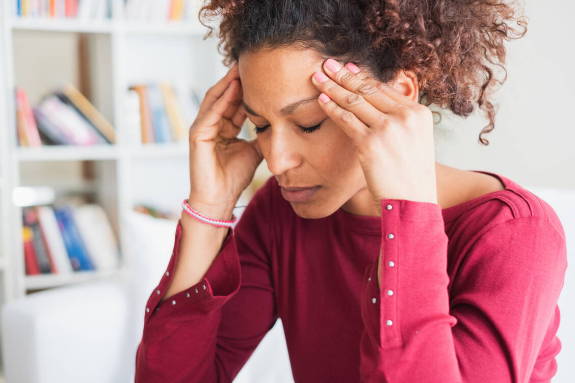 Bei vielen kreisen die Gedanken auch nach Feierabend ständig um den Job. Doch Arbeitnehmer können lernen abzuschalten.  / Foto: Adobe Stock/Paolese