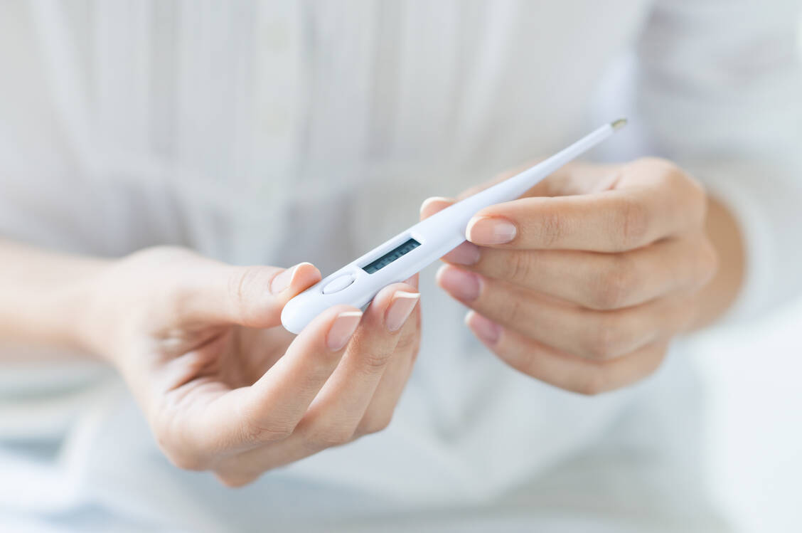 Eine Vielzahl verschiedener Fieberthermometer macht die Wahl manchmal zur Qual.  / Foto: Adobe Stock/Rido