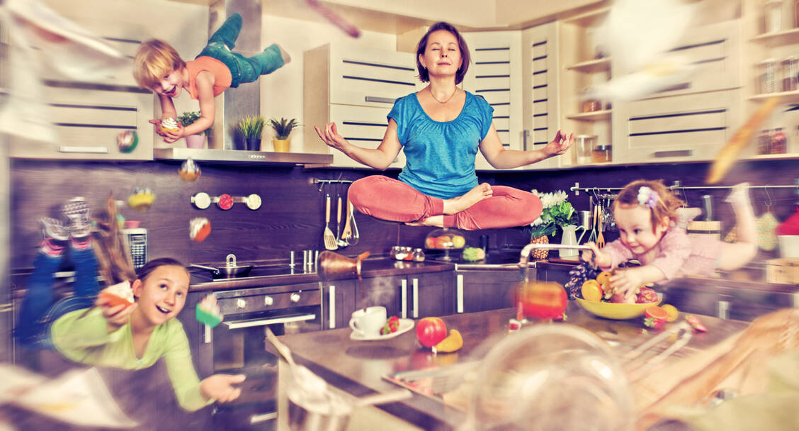 Auf mache chaotische Situation kann man sich, egal in welcher Lebenslage, ein wenig vorbereiten. / Foto: iStock/Maria Pavlova