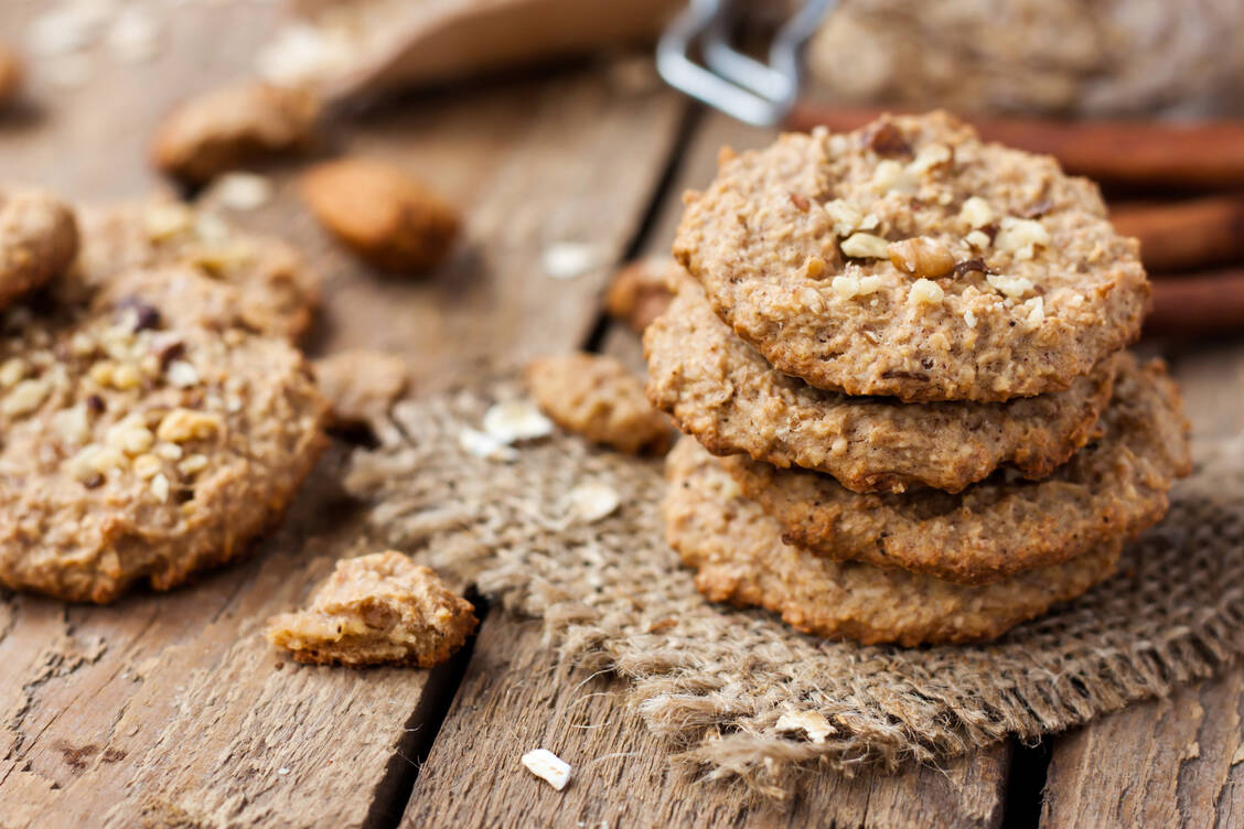 Für alles, was süß schmecken, aber zuckerfrei sein soll, gibt es etliche Alternativen. Doch nicht alles eignet sich für jeden Verwendungszweck. / Foto: Adobe Stock/yuliiaholovchenko
