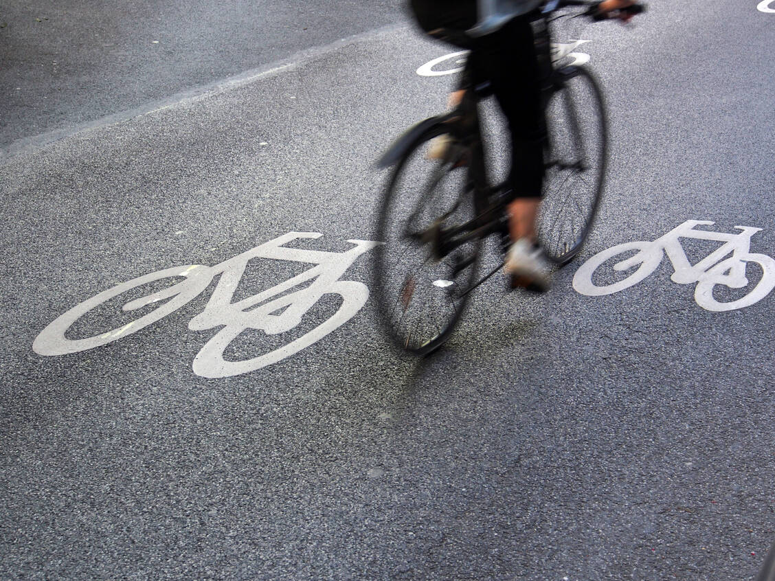 Unfälle mit E-Bikes enden überdurchschnittlich oft tödlich. / Foto: Adobe Stock/finecki