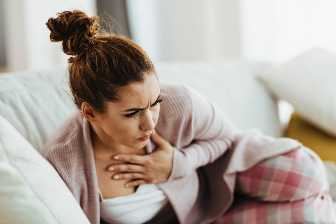 Wer sich in diesen Tagen krank fühlt, muss damit rechnen, sich mit Covid-19 infiziert zu haben. / Foto: Adobe Stock/Drazen