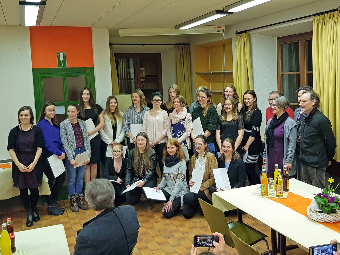 Der 50. PTA-Lehrgang freut sich über den bestandenen Abschluss. / Foto: privat