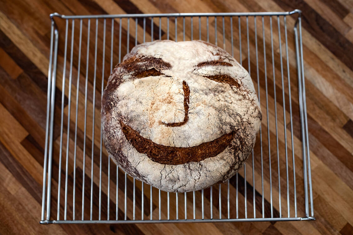 Tatsächlich müssen die wenigsten Menschen weizenfrei leben und damit auf Brot und Nudeln verzichten. Es gibt nur drei eher seltene Krankheiten, bei denen Weizen entzündliche Prozesse im Körper auslöst.  / Foto: Getty Images/Photographer, Basak Gurbuz Derman