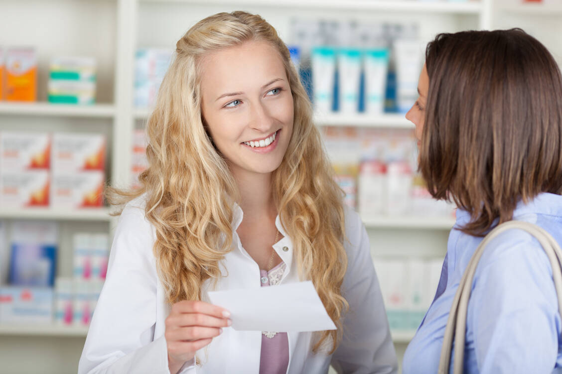 Rezepte über Grippeimpfstoff gehören zum Alltag der meisten Apotheken. Dennoch muss jedes Rezept mit der gleichen Aufmerksamkeit betrachtet werden.  / Foto: Adobe Stock/contrastwerkstatt