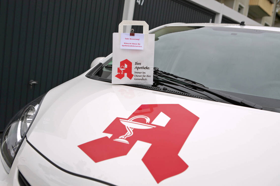 Der Botendienst der Vor-Ort-Apotheke ist unschlagbar. / Foto: Imago/JOKER