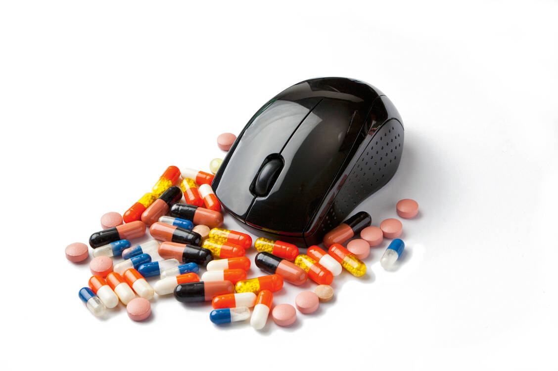 Die Regierung hält den Schutz personenbezogener Daten auch im grenzüberschreitenden Arzneimittelversand innerhalb der EU durch die Datenschutzgrundverordnung für gewährleistet. / Foto: Fotolia/Visual Cortex