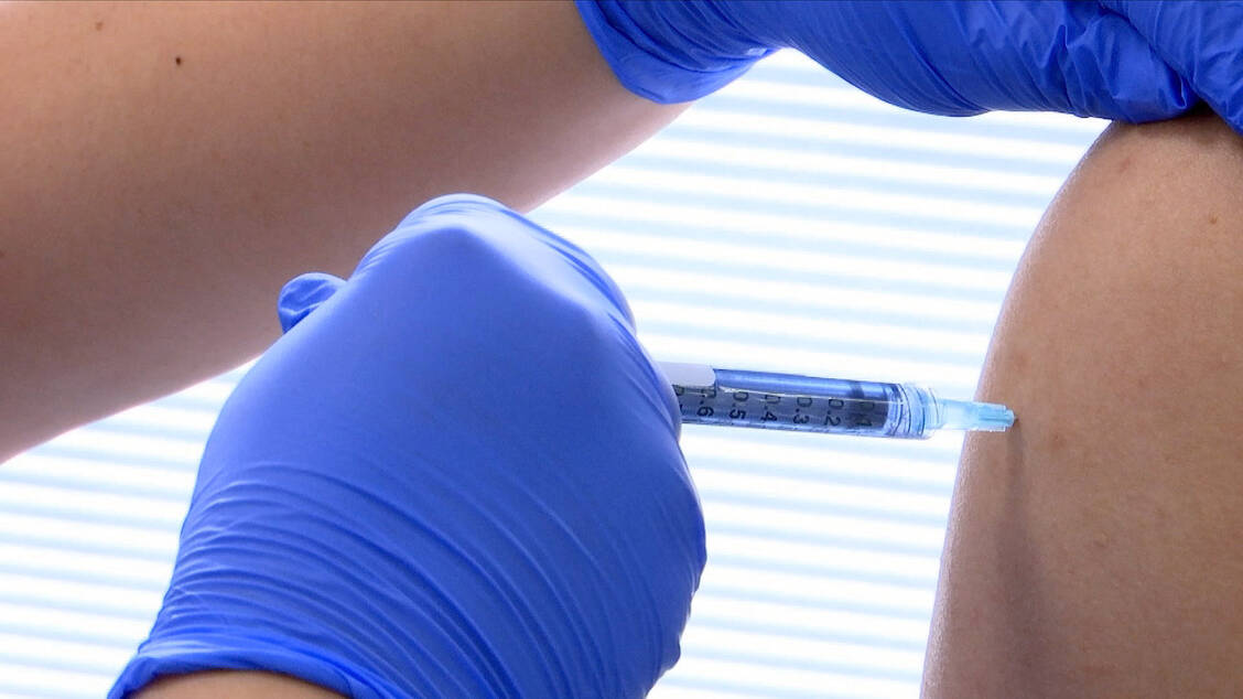 The Epidemiological Bulletin of the Robert Koch Institute (RKI) for the 2023/24 season shows that people of all age groups are insufficiently protected against vaccine-preventable diseases. / © Novavax