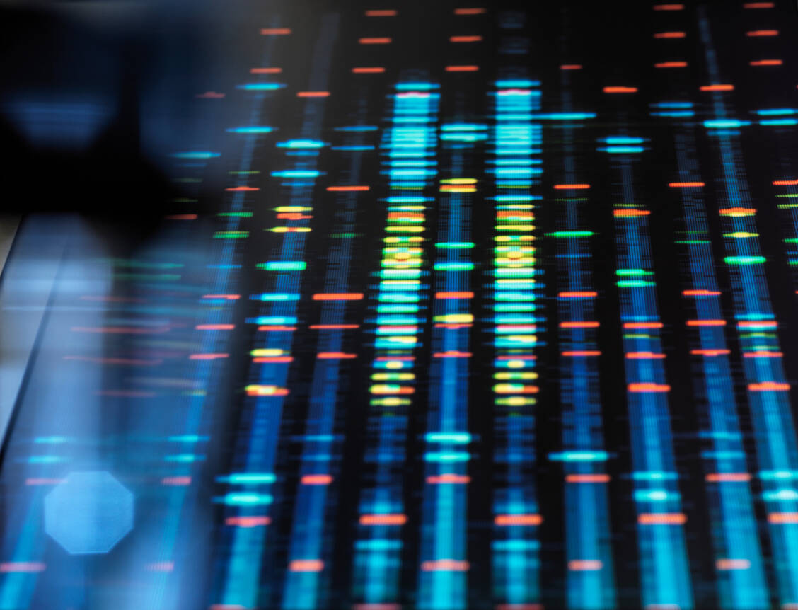 Die Gene bestimmen das Risiko für einen schweren Covid-19-Verlauf offenbar mit. / Foto: Getty Images/TEK IMAGE/SCIENCE PHOTO LIBRARY