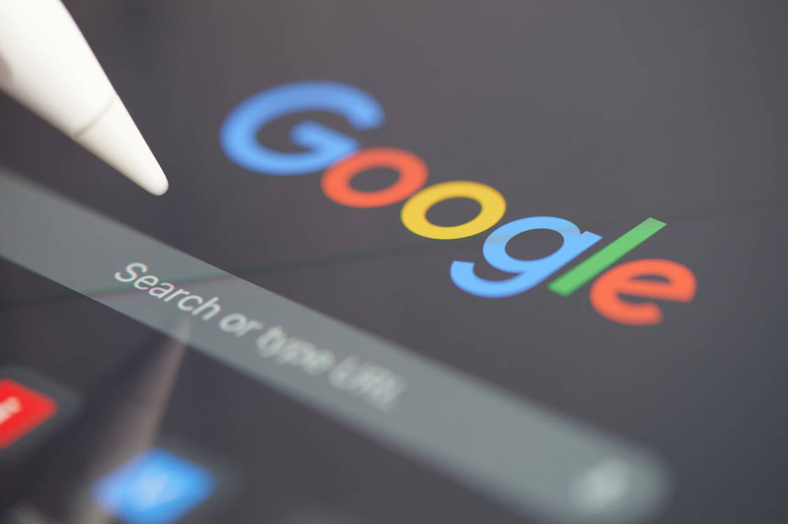Bei der Online-Suche ist es wichtig, die richtigen Begriffe zu wählen. / Foto: Adobe Stock/PixieMe
