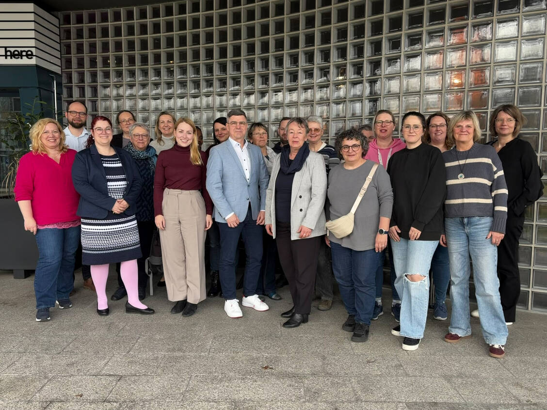 Die Beiratsmitglieder und Berufsgruppenleitungen der Adexa bei ihrer Beiratssitzung im März in Kassel / © Adexa