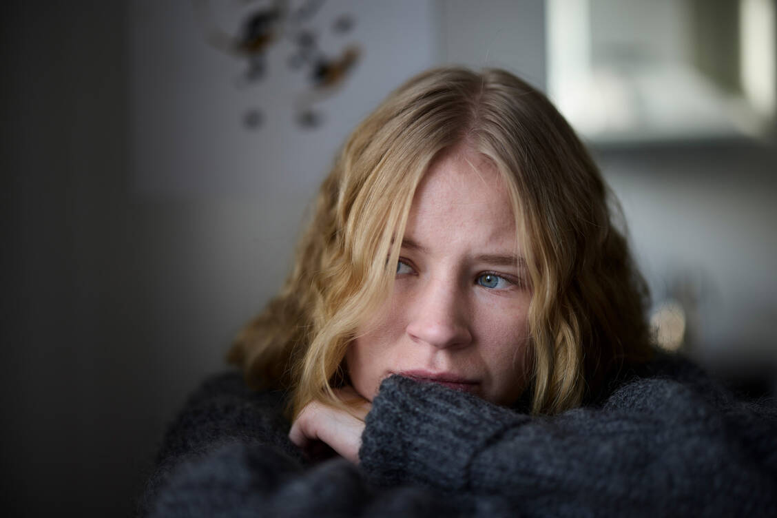 Hypochondrie ist eine psychische Erkrankung, die mit einem starken Leidensdruck einhergeht. Sie ist therapierbar. / Foto: Getty Images/Johner Images