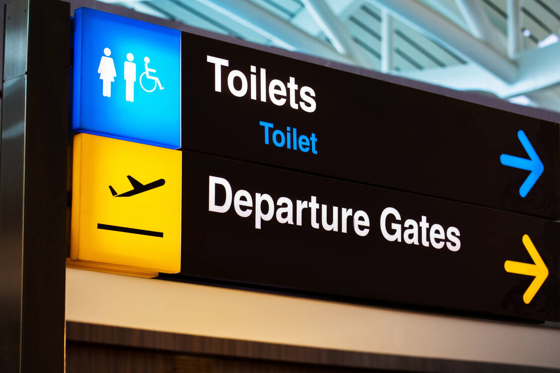 Die Wahrscheinlichkeit, auf einer Reise an Durchfall zu erkranken, ist auch vom Hygienestandard im Reiseland und der Reiseart abhängig. / Foto: Adobe Stock/x4wiz