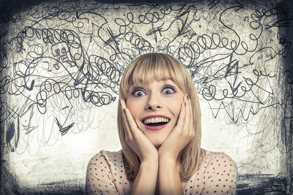 Typische Symptome der ADHS sind sowohl die Konzentrations- und Gedächtnisstörung als auch Hyperaktivität und Impulsivität. / © Adobe Stock/DDRockstar