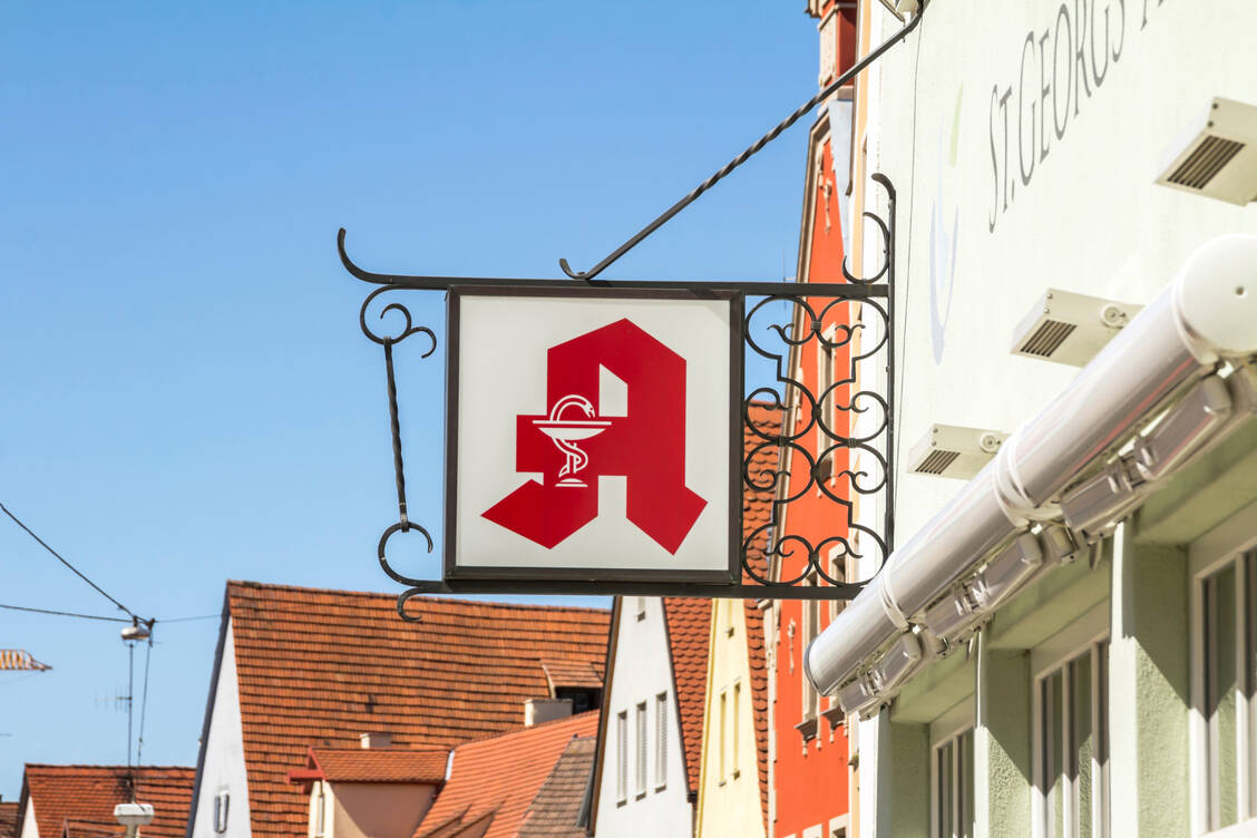 Die Apothekendichte liegt in Deutschland unter dem europäischen Durchschnitt. / Foto: Adobe Stock/doganmesut