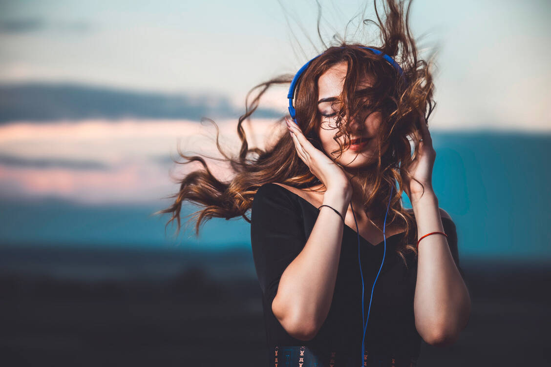 Manche lieben Musik, andere lässt sie kalt. Zu welcher Gruppe man gehört, scheint genetisch bedingt zu sein. / © Adobe Stock/fantom_rd