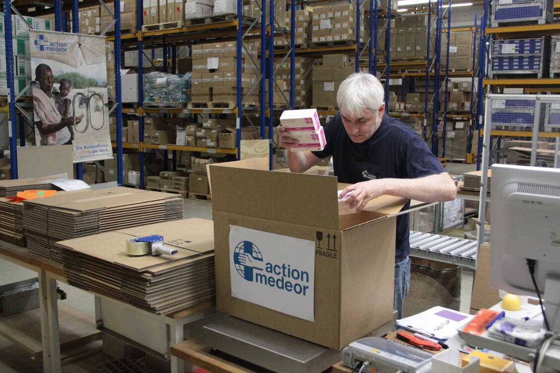 Pharmazeutische Hilfsorganisationen leisten Hilfe in Krisenregionen. / © © action medeor