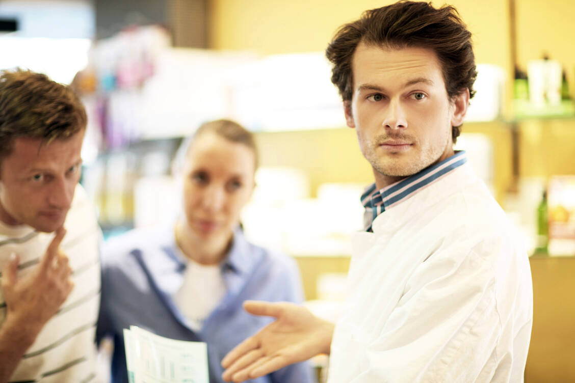 Probleme bei einer freien Rezepturverordnung? Besser man hält sich an standardisierte Rezepturvorschriften.   / © Adobe Stock/Peter Atkins