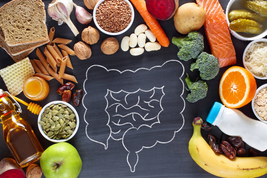 Der Darm ist, was der Mensch isst: Eine pflanzenbasierte Ernährungsweise hält ihn gesund. / © Getty Images/piotr_malczyk