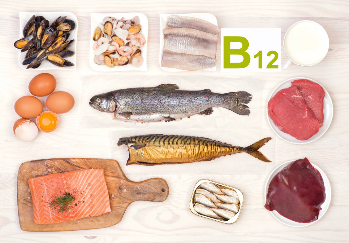Vitamin B<sub>12</sub> ist nur in tierischen Lebensmitteln in ausreichenden Mengen enthalten. / Foto: iStock/demaerre