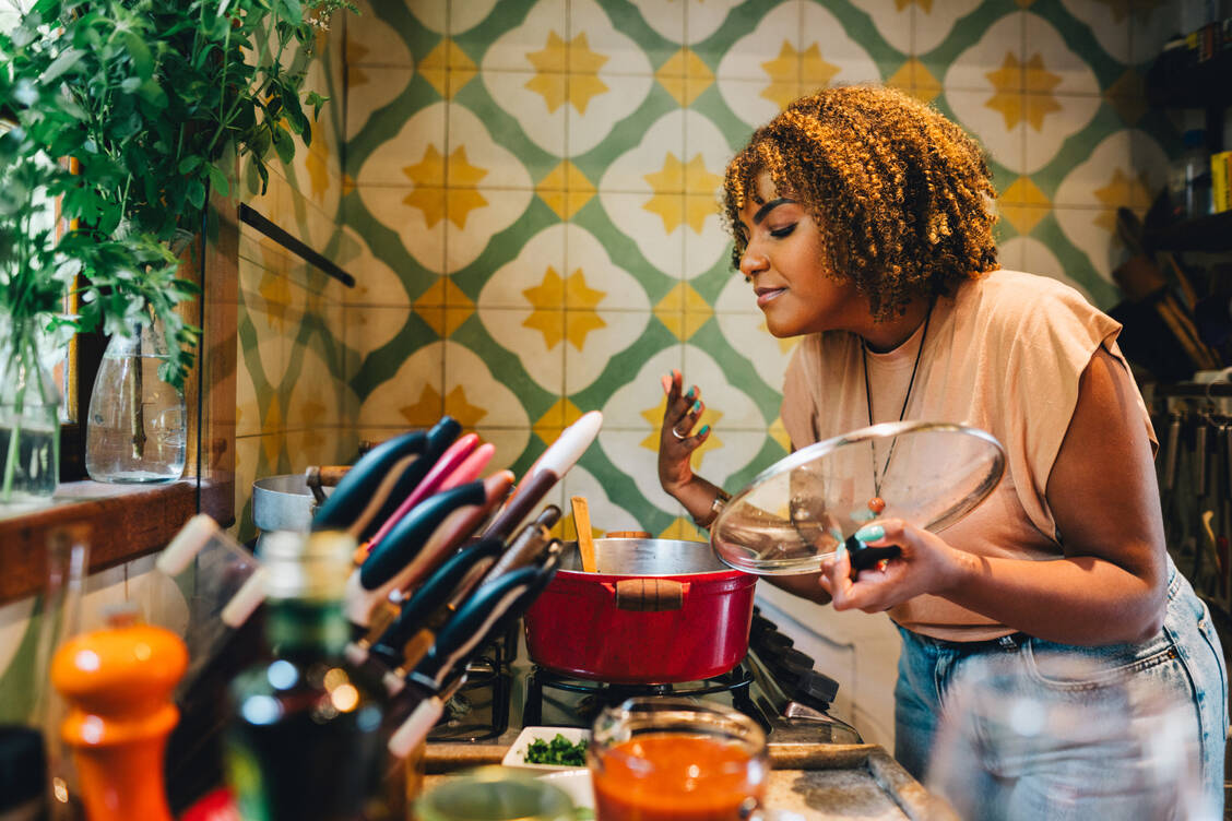 Essen ist viel mehr als nur Nährstoffversorgung. / © Getty Images/Giselleflissak