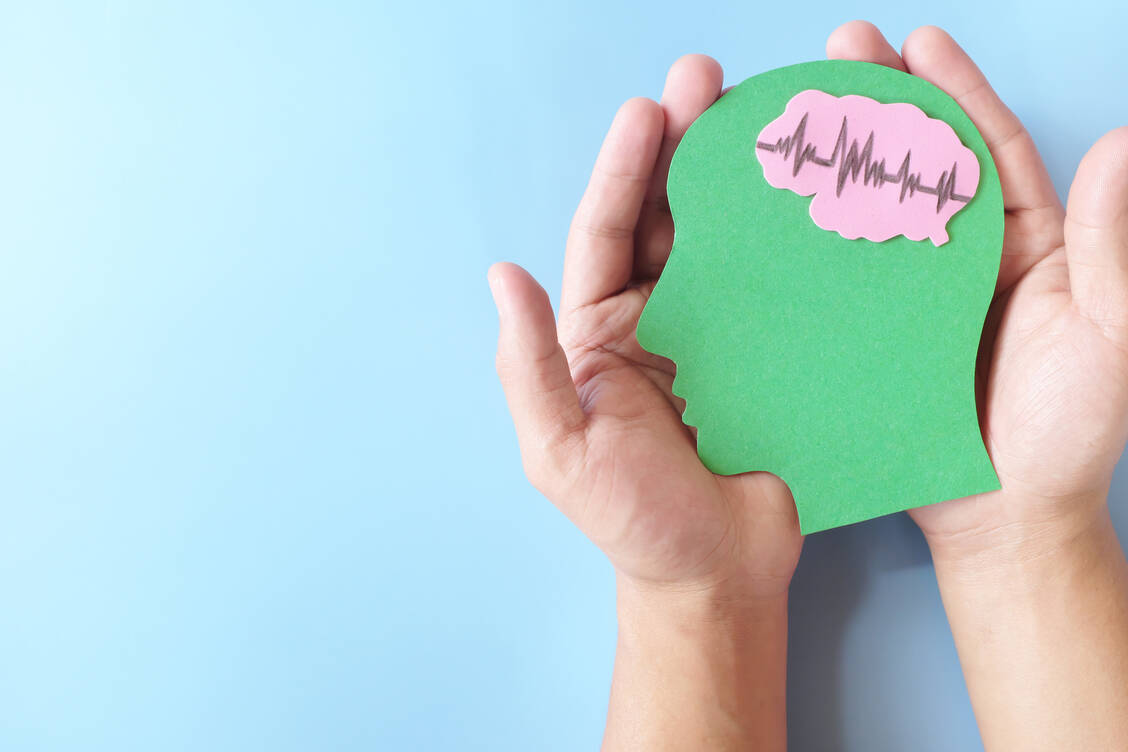 Die Immunzellen des Gehirns, die Mikroglia, bleiben beim Menschen offenbar nicht lebenslang eine abgeschlossene, aus der Embryonalentwicklung stammende Zellpopulation. Der Austausch der Mikroglia im Laufe des Lebens könnte funktionelle Folgen haben. / © Getty Images/John Kevin