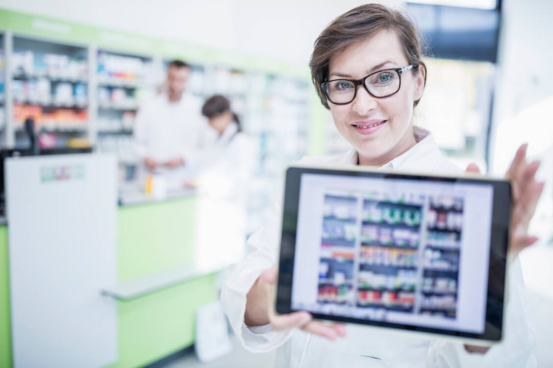 Kunden online gewinnen: Ein professioneller Web-Auftritt ist heute auch ein wichtiges Marketing-Instrument  für Apotheken. / Foto: Getty Images/Westend61