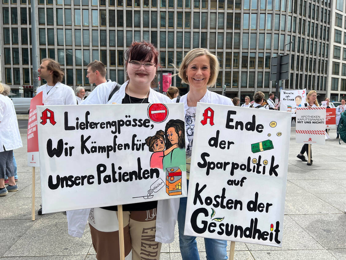 In Berlin waren viele kreative Plakate zu sehen. / Foto: PZ/Melanie Höhn