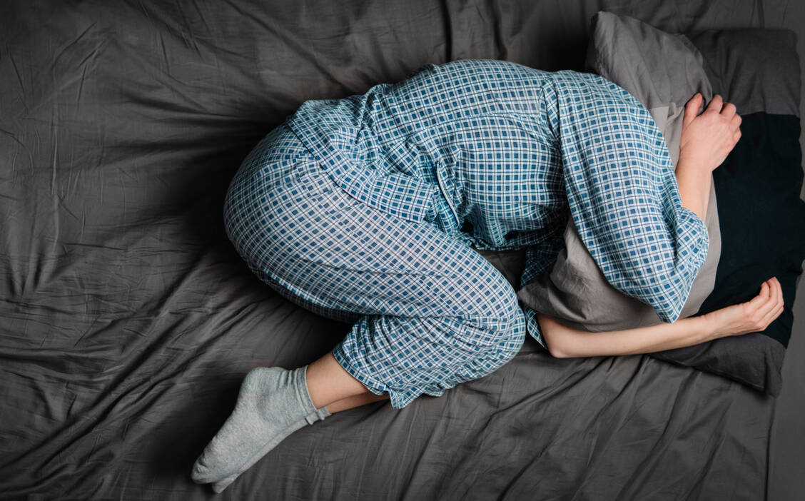 Schon mäßiger Straßenlärm kann laut Studie nach einer Nacht Herz und Gefäße belasten. / © Adobe Stock/PAstudio