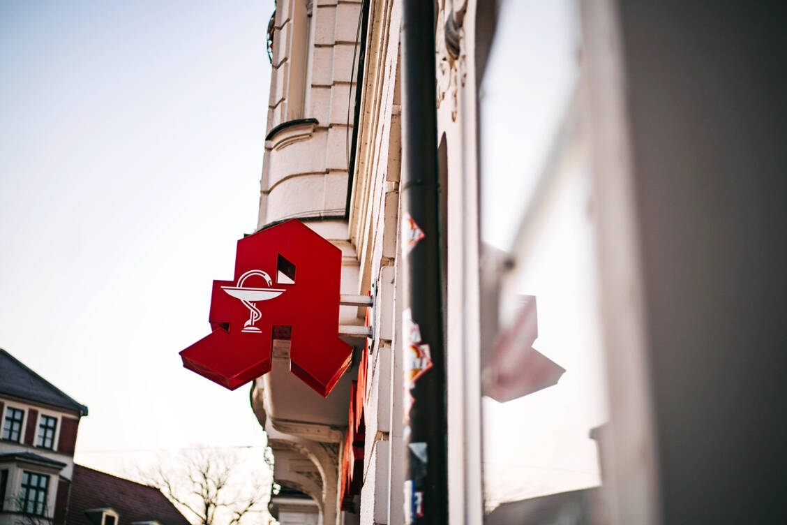 Dirk Heidenblut, SPD-Bundestagsabgeordneter, äußert sich im PT-Podcast zum Apotheken-Reformgesetz. / Foto: Adobe Stock/wideeyes