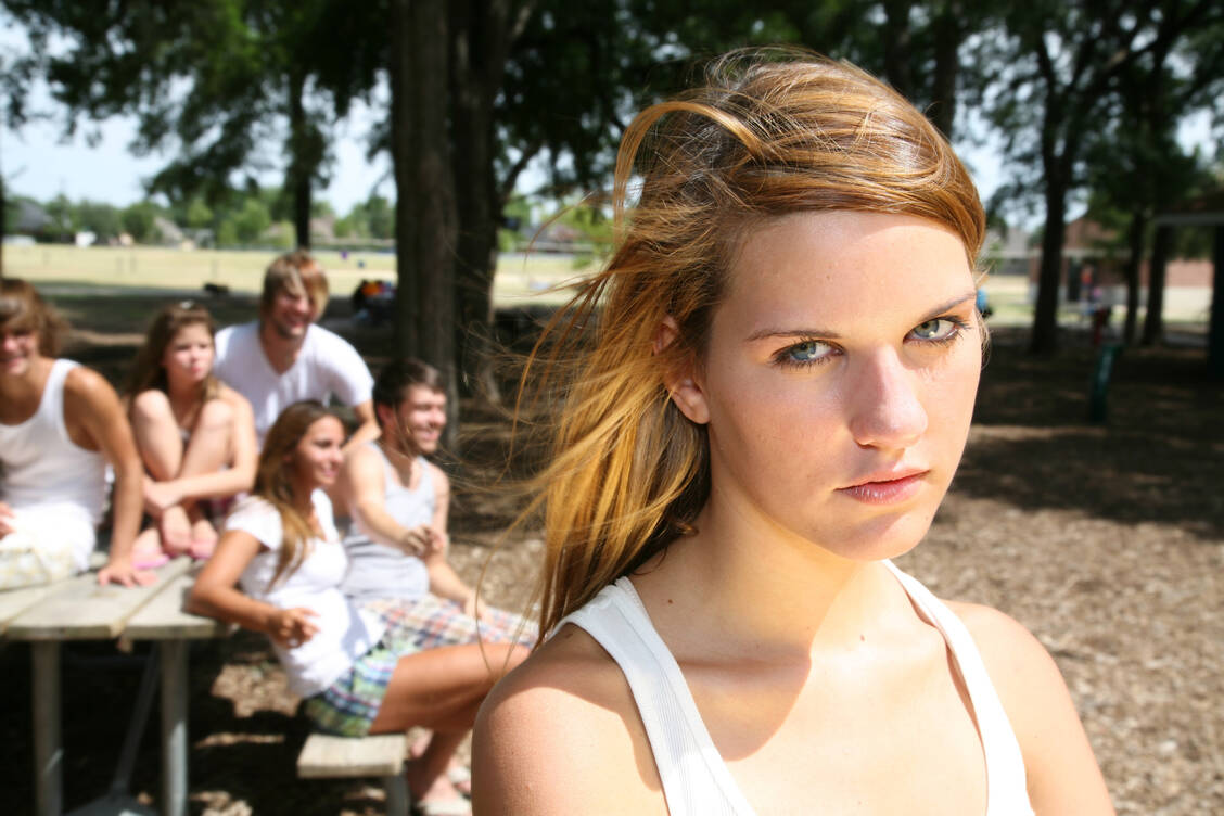 Studienergebnisse aus den USA zufolge sollen nette und freundliche Menschen oft eher die unbeliebteren sein. Doch Nein sagen ist oft nicht einfach und muss geübt werden. / Foto: Steve Debenport