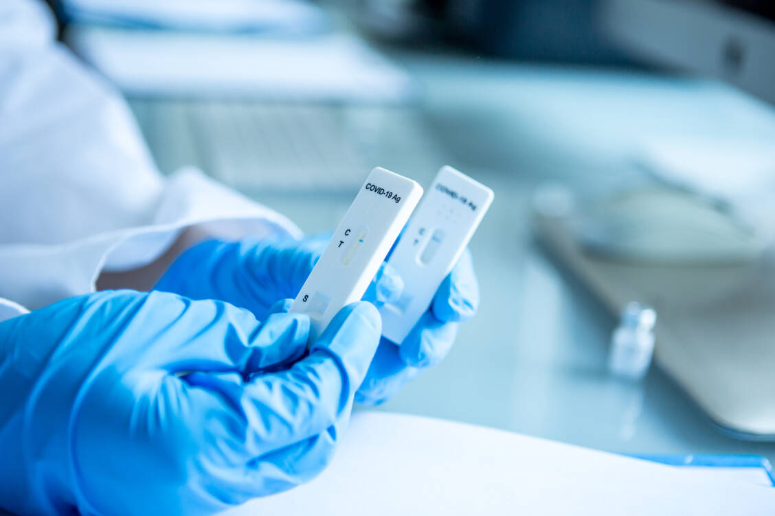 Das PEI hat SARS-CoV-2-Antigentests untersucht. / Foto: Getty Images/Coolpicture