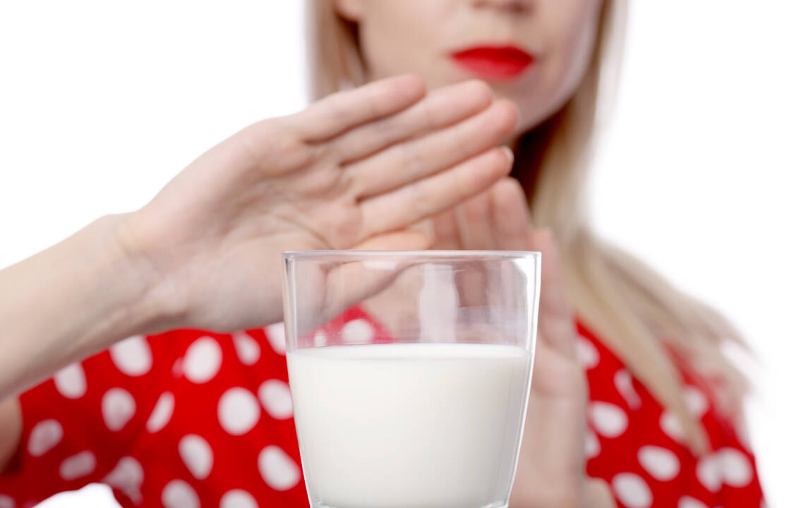 Problem Milchzucker: Schätzungen zufolge vertragen 7 bis 20 Prozent der Bevölkerung keine Lactose. / Foto: Adobe Stock/glisic_albina
