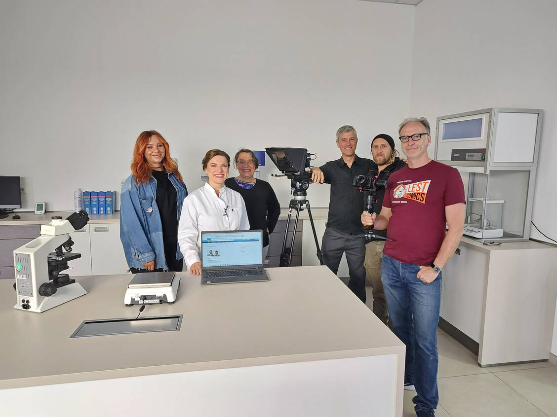 Geschafft – auf dem Abschlussfoto zeigt sich das ganze Team zufrieden. / Foto: PZ/Brüggen