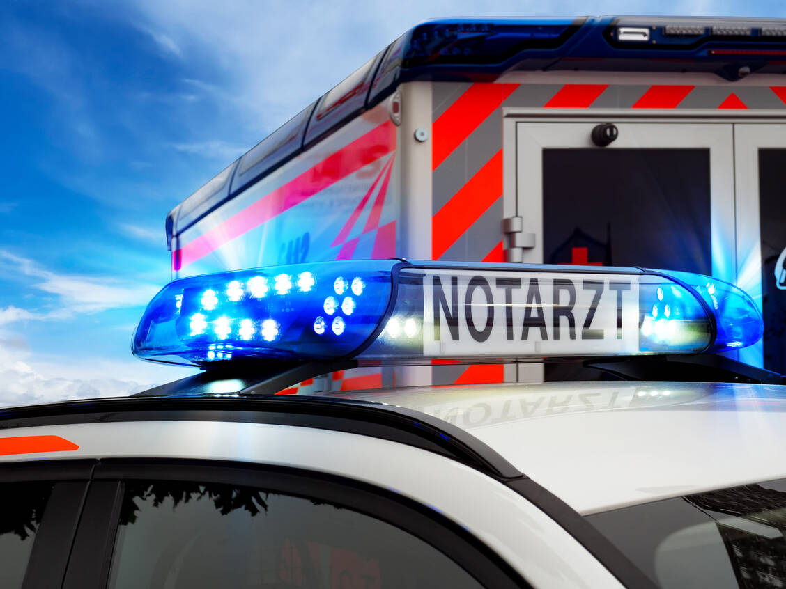 Längst nicht alle Patienten mit Verdacht auf Schlaganfall werden einer Untersuchung zufolge in eine spezialisierte Stroke Unit gebracht. / © Adobe Stock/EKH-Pictures